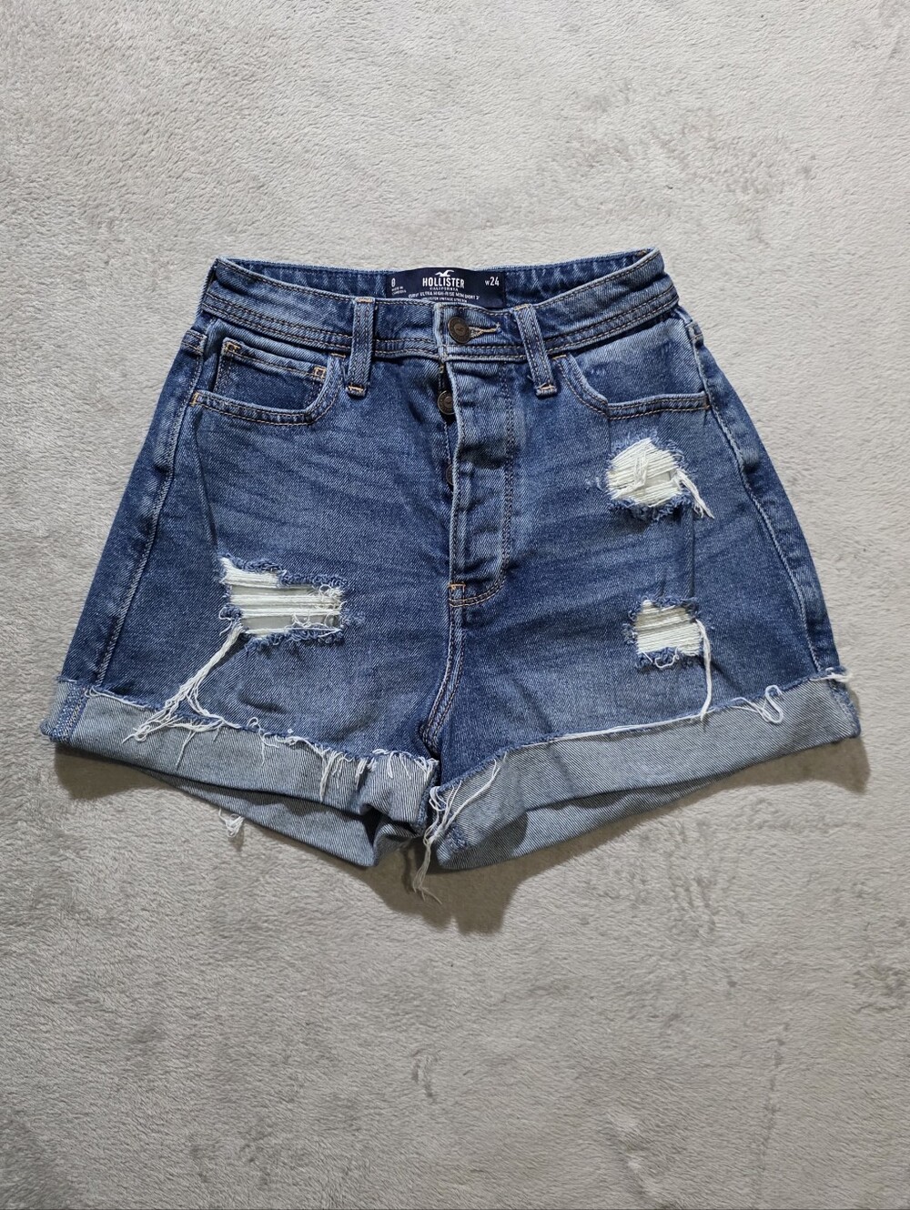 Hollister Curvy Ultra High Rise Distressed  Mom  Denim Shorts - Blue Sz W24